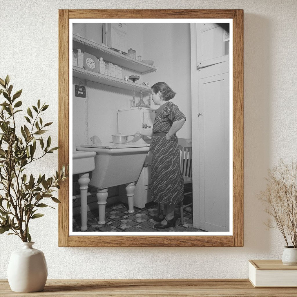 Nathan Katzs Bronx Apartment November 1936