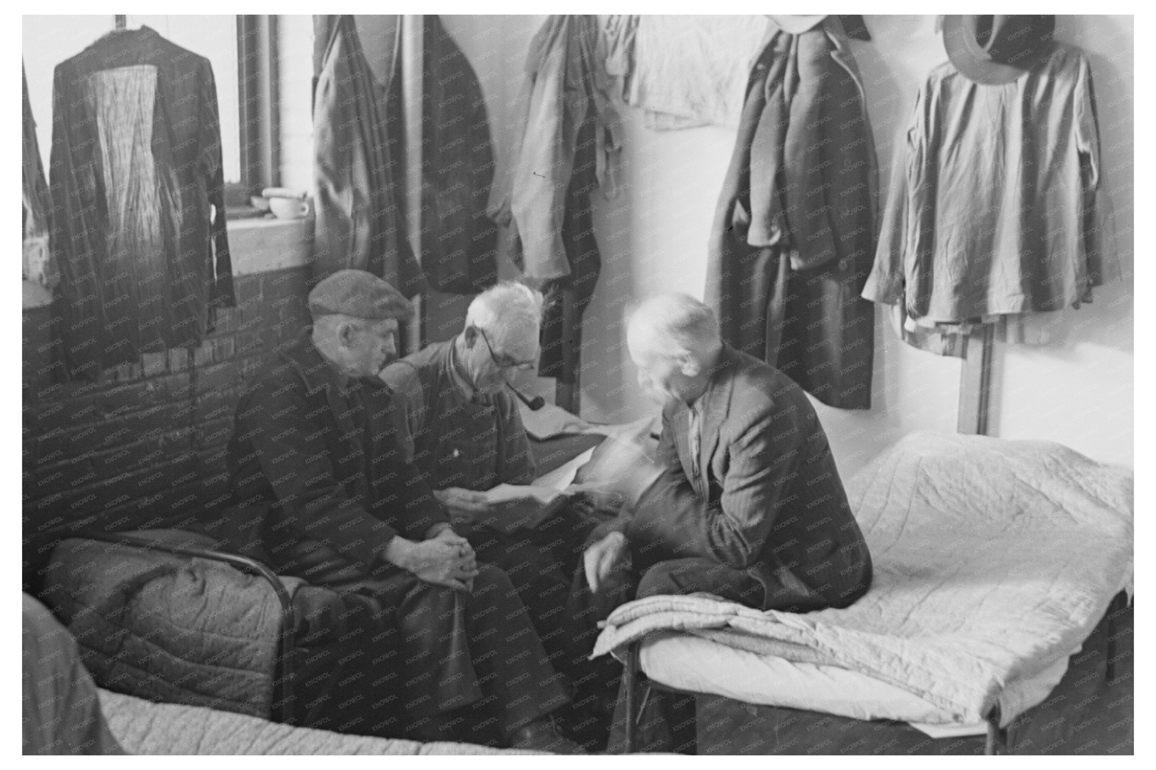 Man Reading to Inmates at Sioux City Homeless Bureau 1936