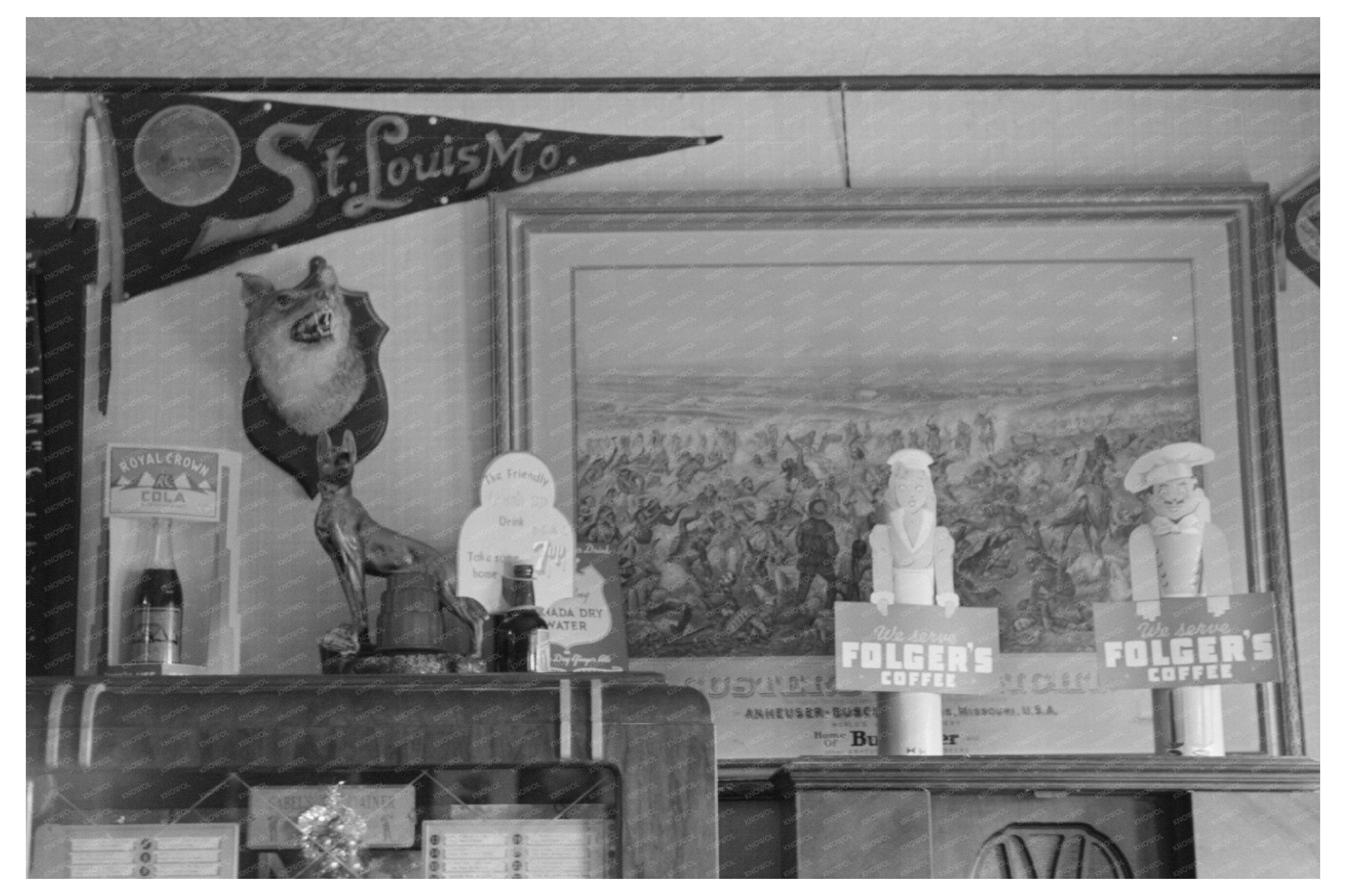 Vintage Restaurant Decor Raymondville Texas 1939