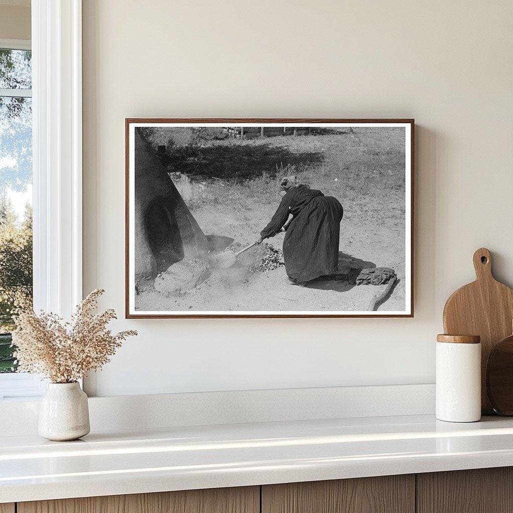 Vintage 1939 Taos County Oven Cleaning for Bread Baking