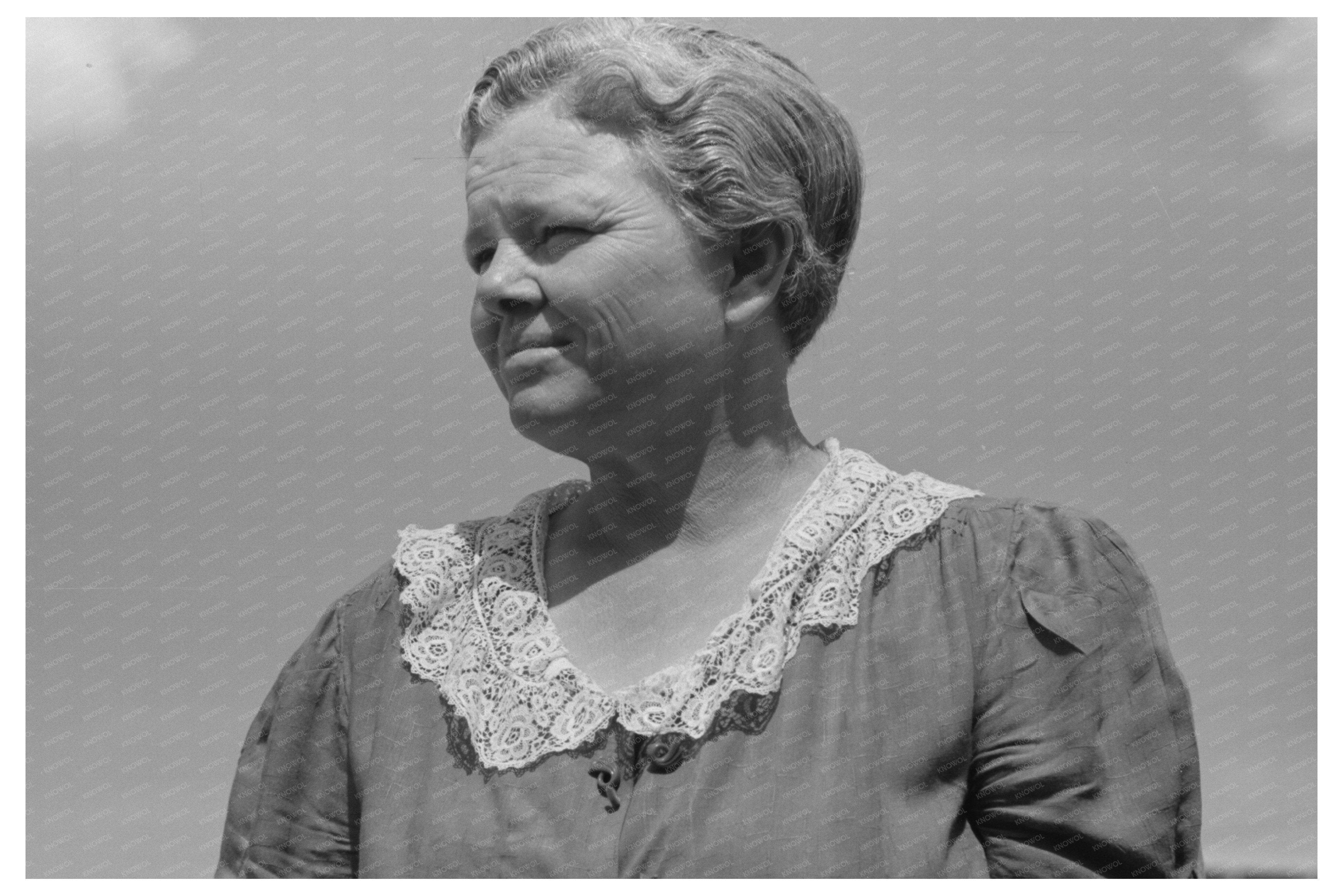 Wife of Migratory Laborer Agua Fria Camp Arizona May 1940