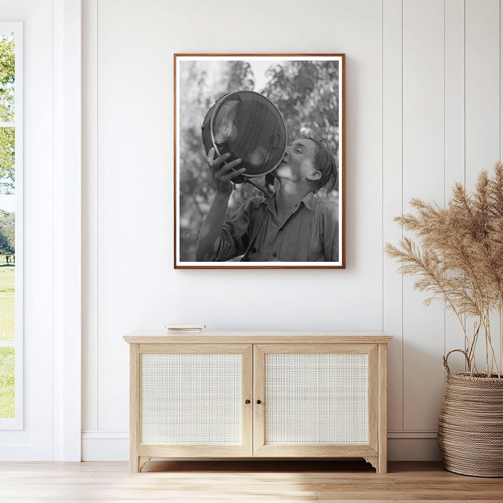 Pear Picker Drinking Water Hood River Oregon 1941