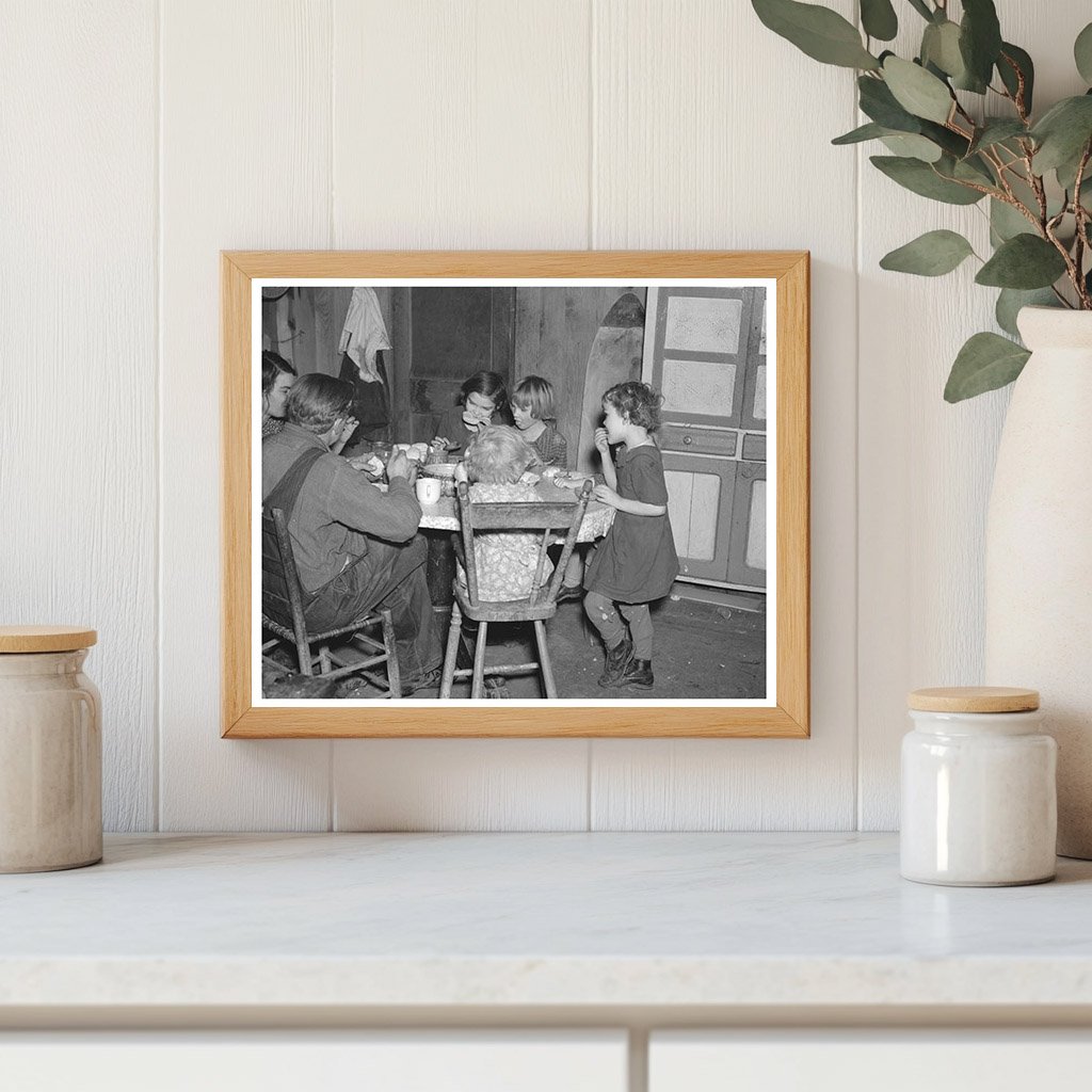 Oscar Gaither Family Dinner McLeansboro Illinois 1937