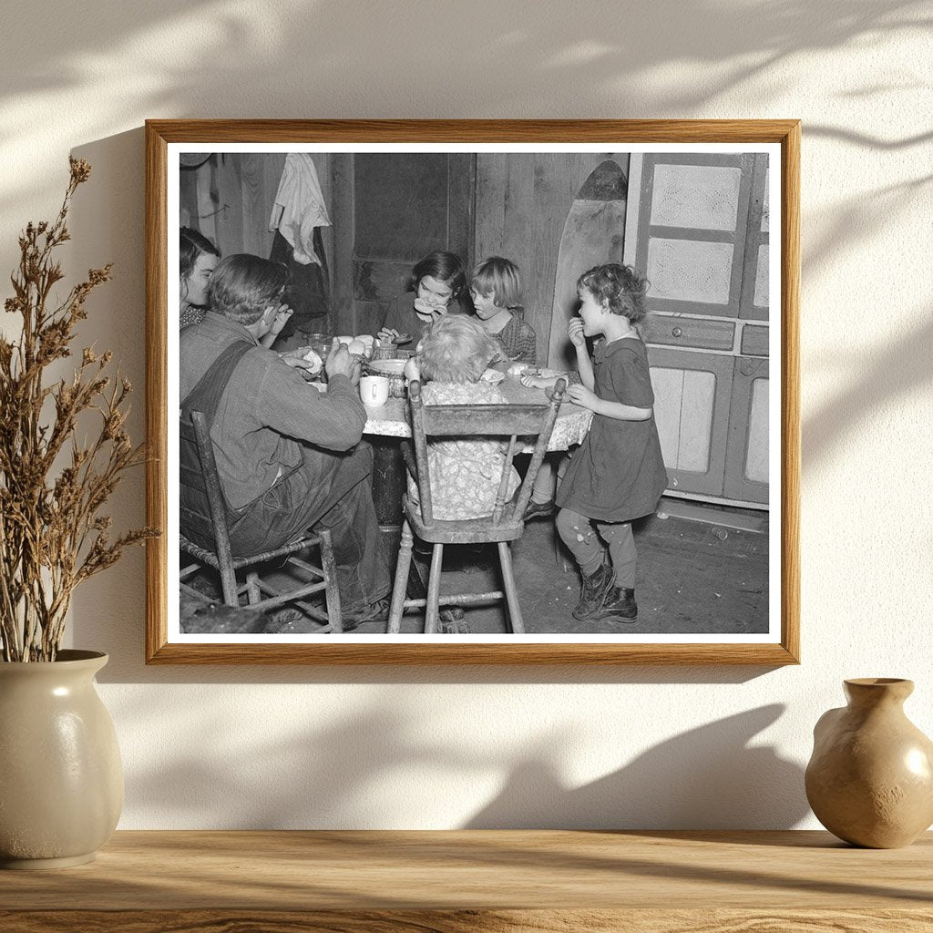 Oscar Gaither Family Dinner McLeansboro Illinois 1937