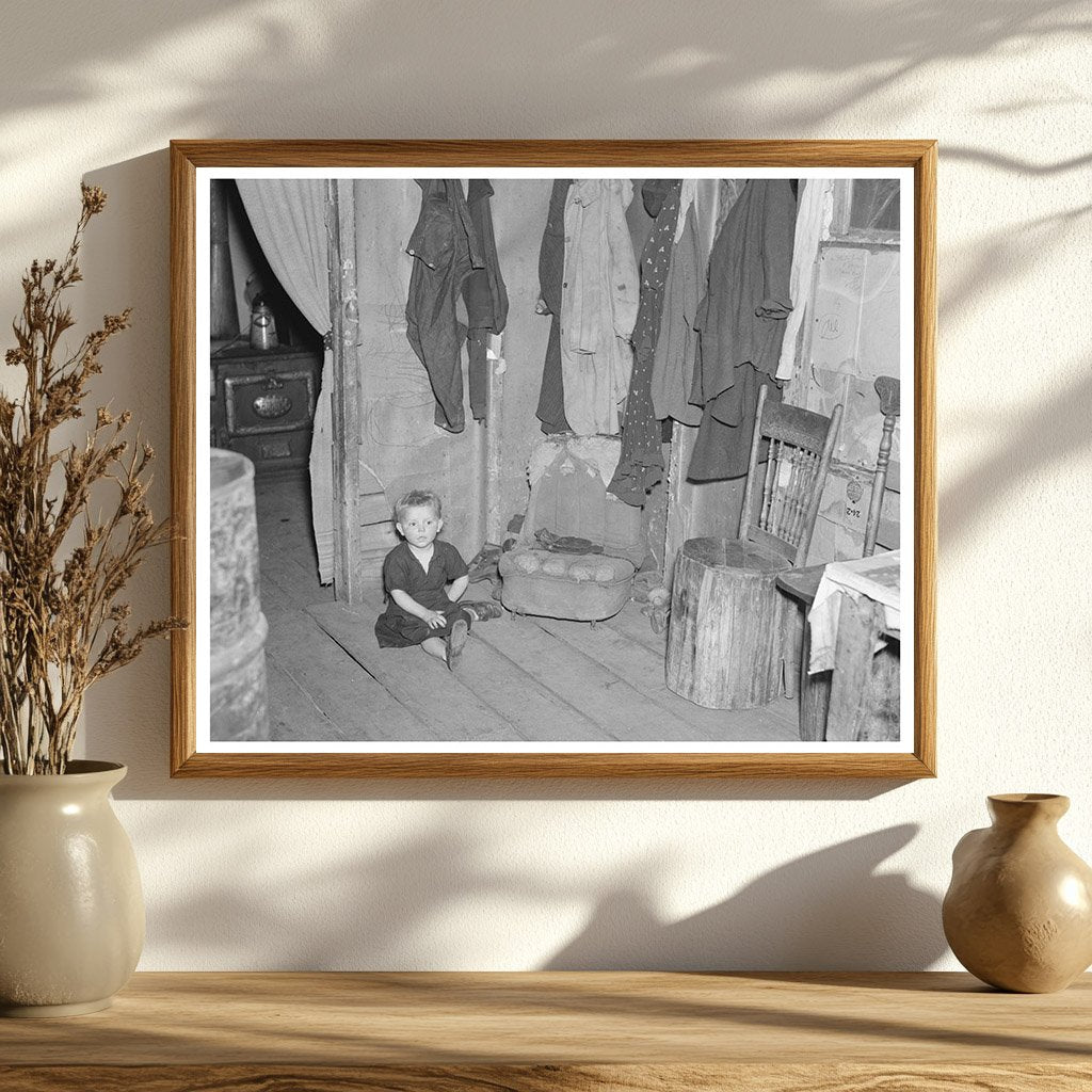 Child of Max Sparks in Wisconsin Home May 1937