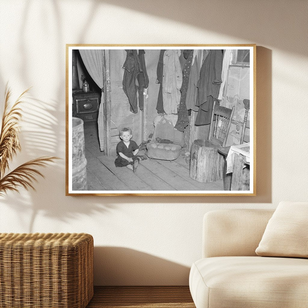 Child of Max Sparks in Wisconsin Home May 1937