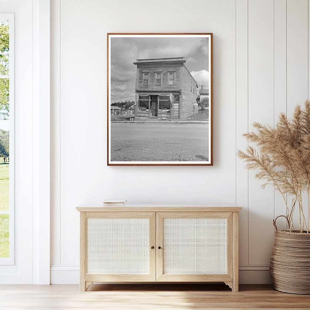 Vintage Store in Saint Louis County Minnesota August 1937