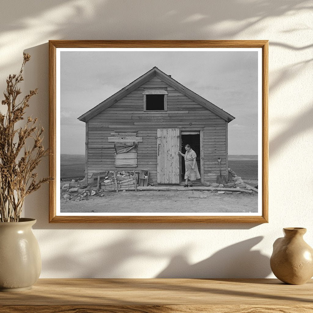 Mrs. Herman Gerling in Drought-Affected North Dakota 1937