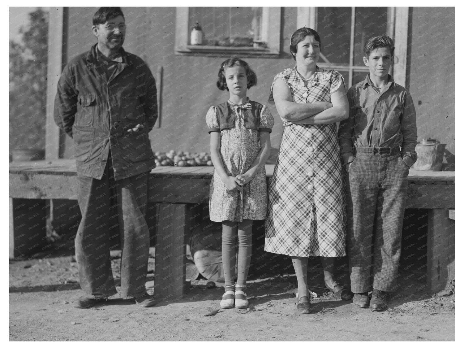 Edward Chapman Family Farmers Minnesota September 1937
