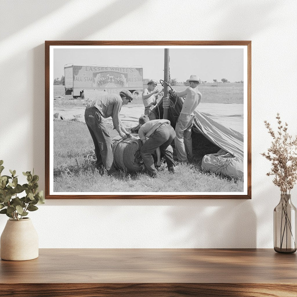 Tent Erection for Lasses-White Show Sikeston Missouri 1938