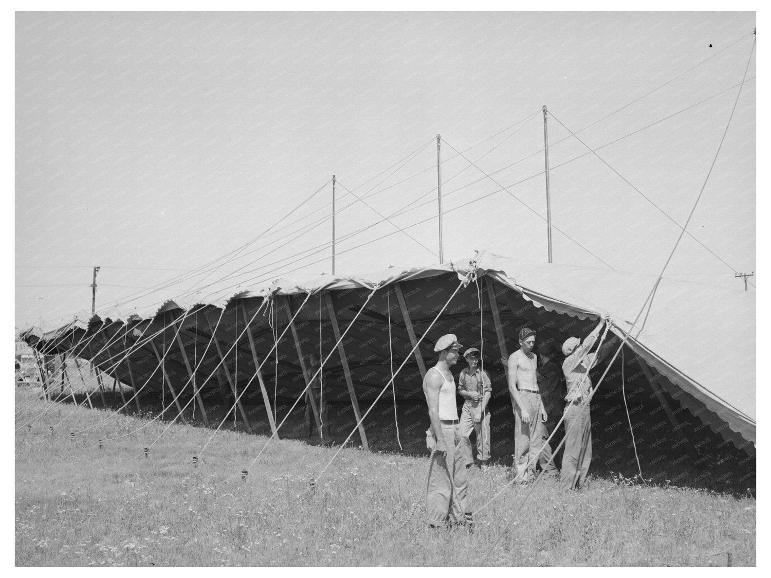 Lasses-White Show Tent Erection Sikeston Missouri 1938