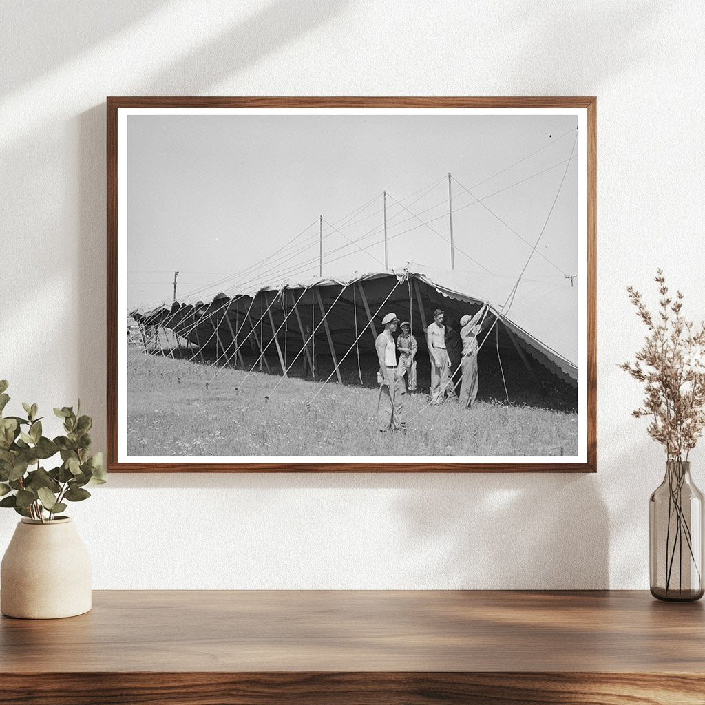 Lasses-White Show Tent Erection Sikeston Missouri 1938
