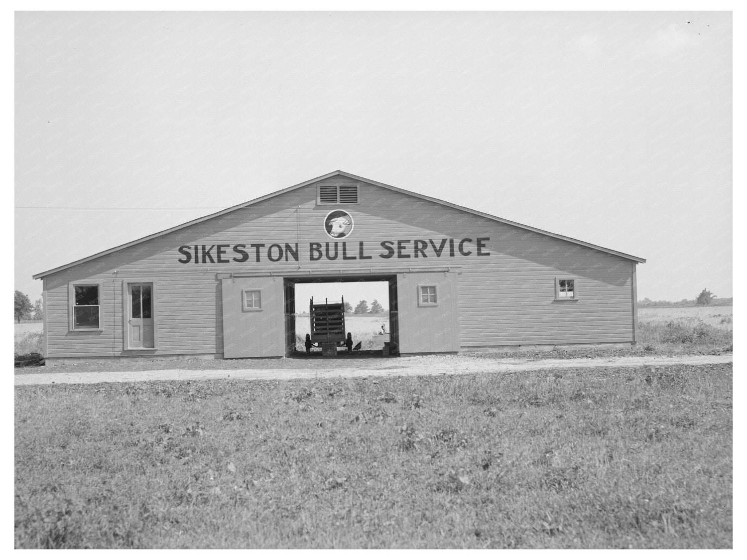 Vintage Barn in Sikeston Missouri May 1938