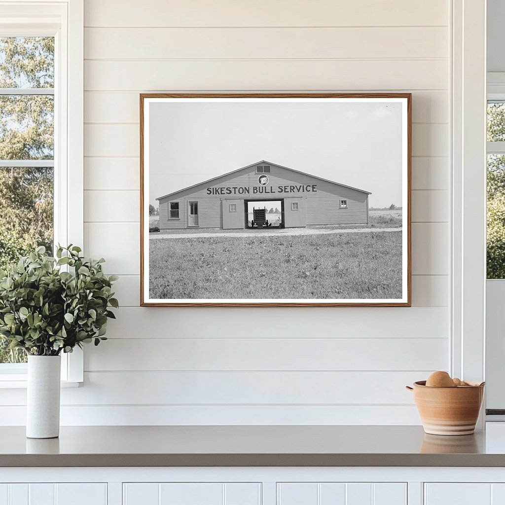 Vintage Barn in Sikeston Missouri May 1938