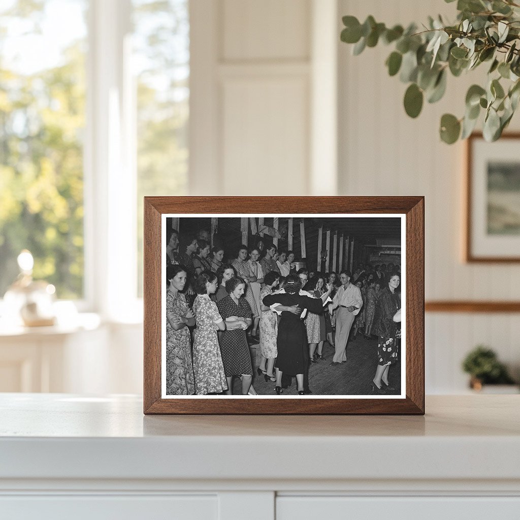 Fais-do-do Dance Crowley Louisiana October 1938