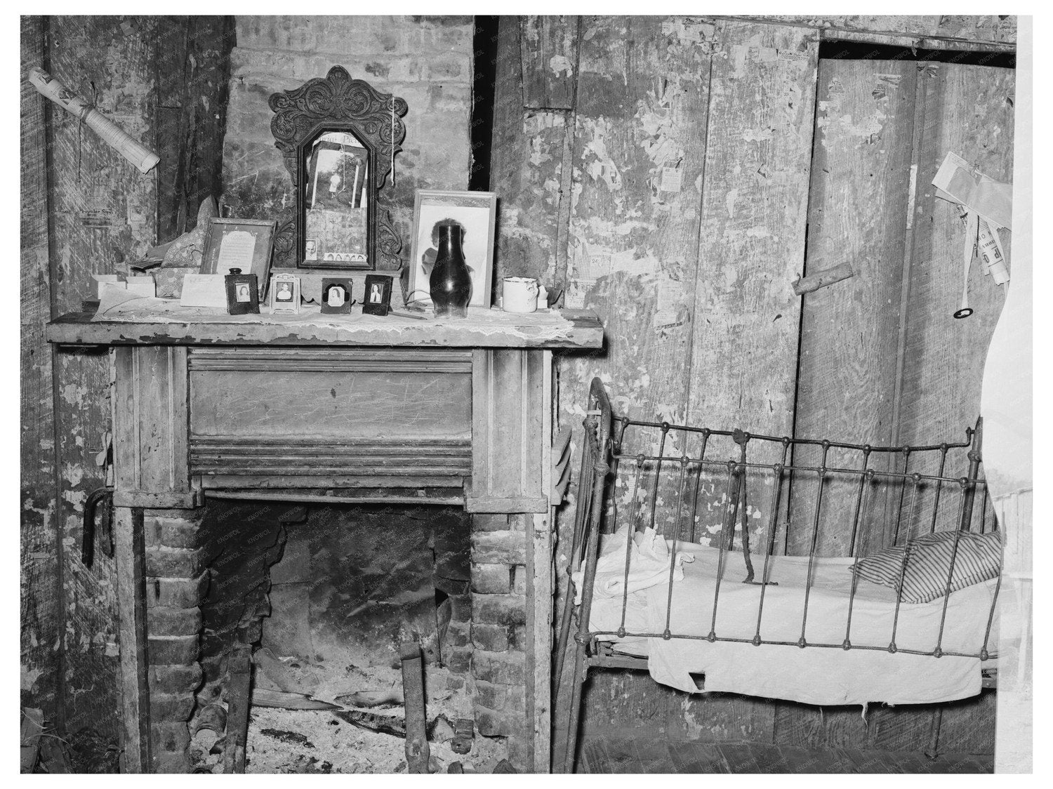 W.E. Smith Home Interior Morganza Louisiana 1938
