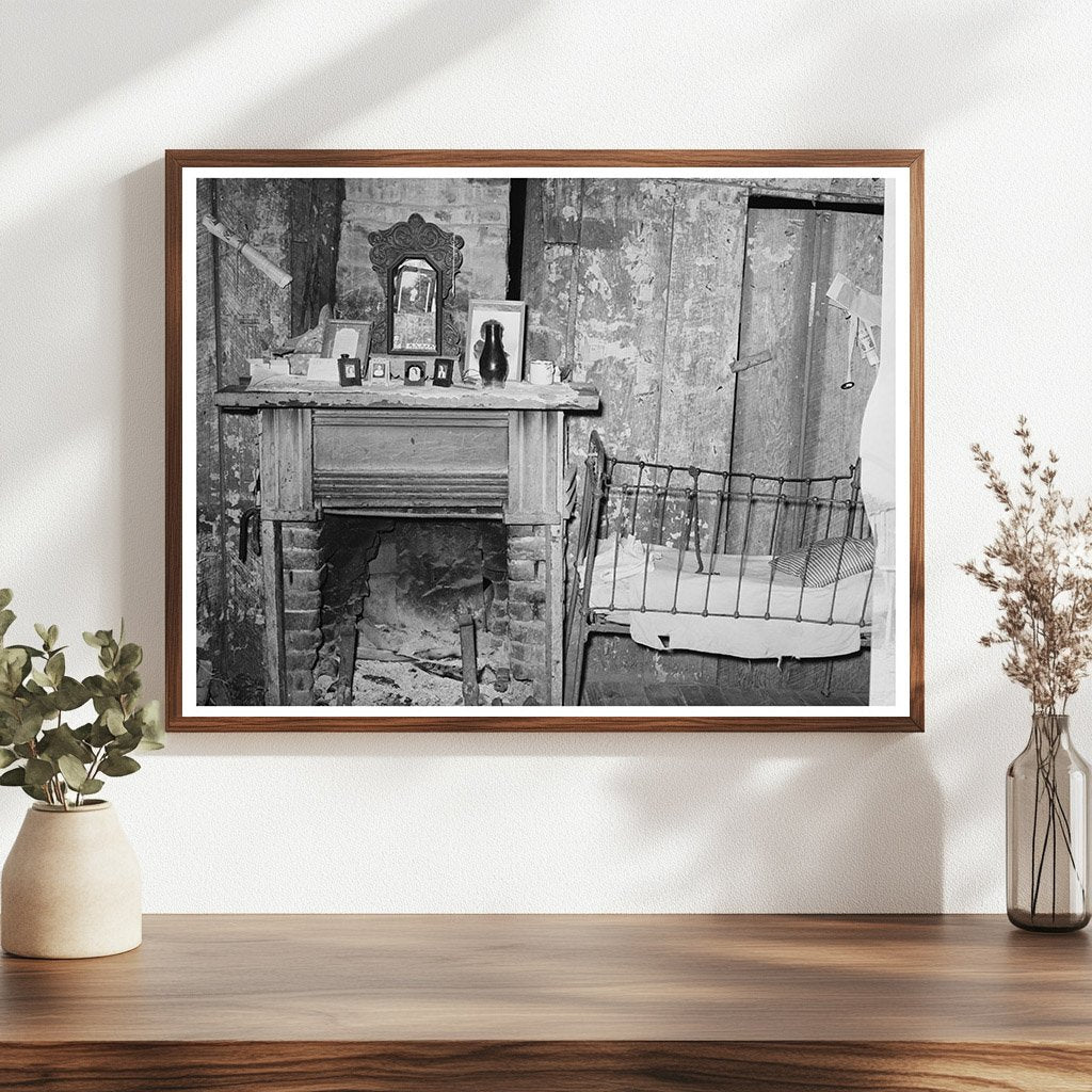 W.E. Smith Home Interior Morganza Louisiana 1938