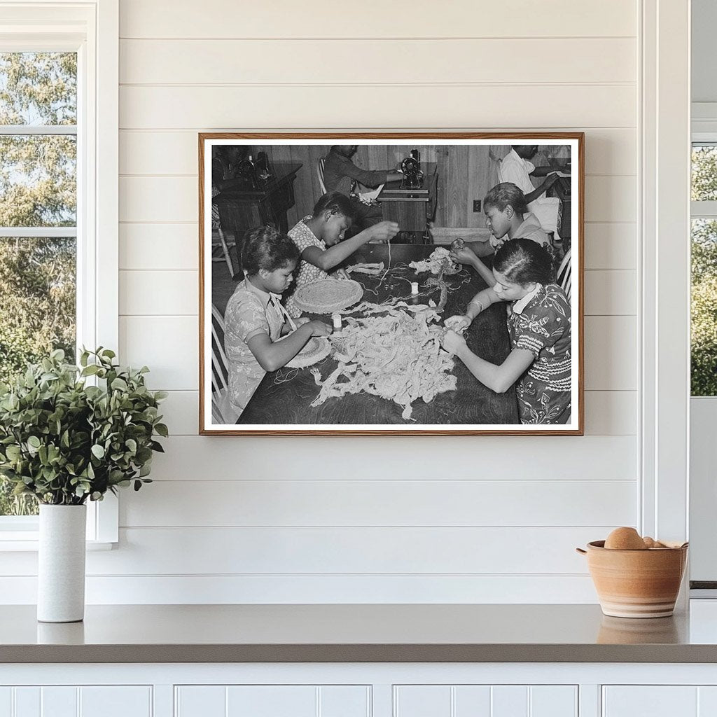 Lakeview Arkansas Pupils Making Rag Rugs December 1938