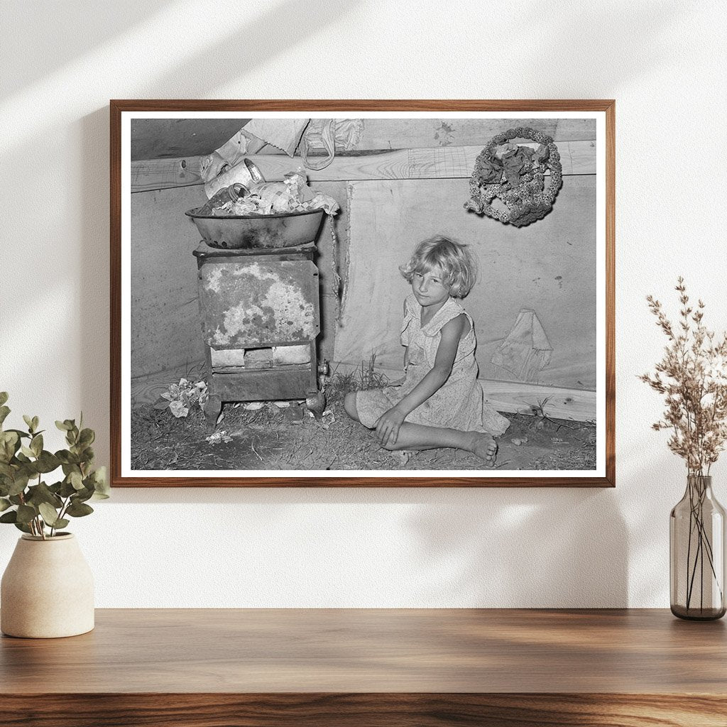 Migrant Child in Tent Home Weslaco Texas February 1939