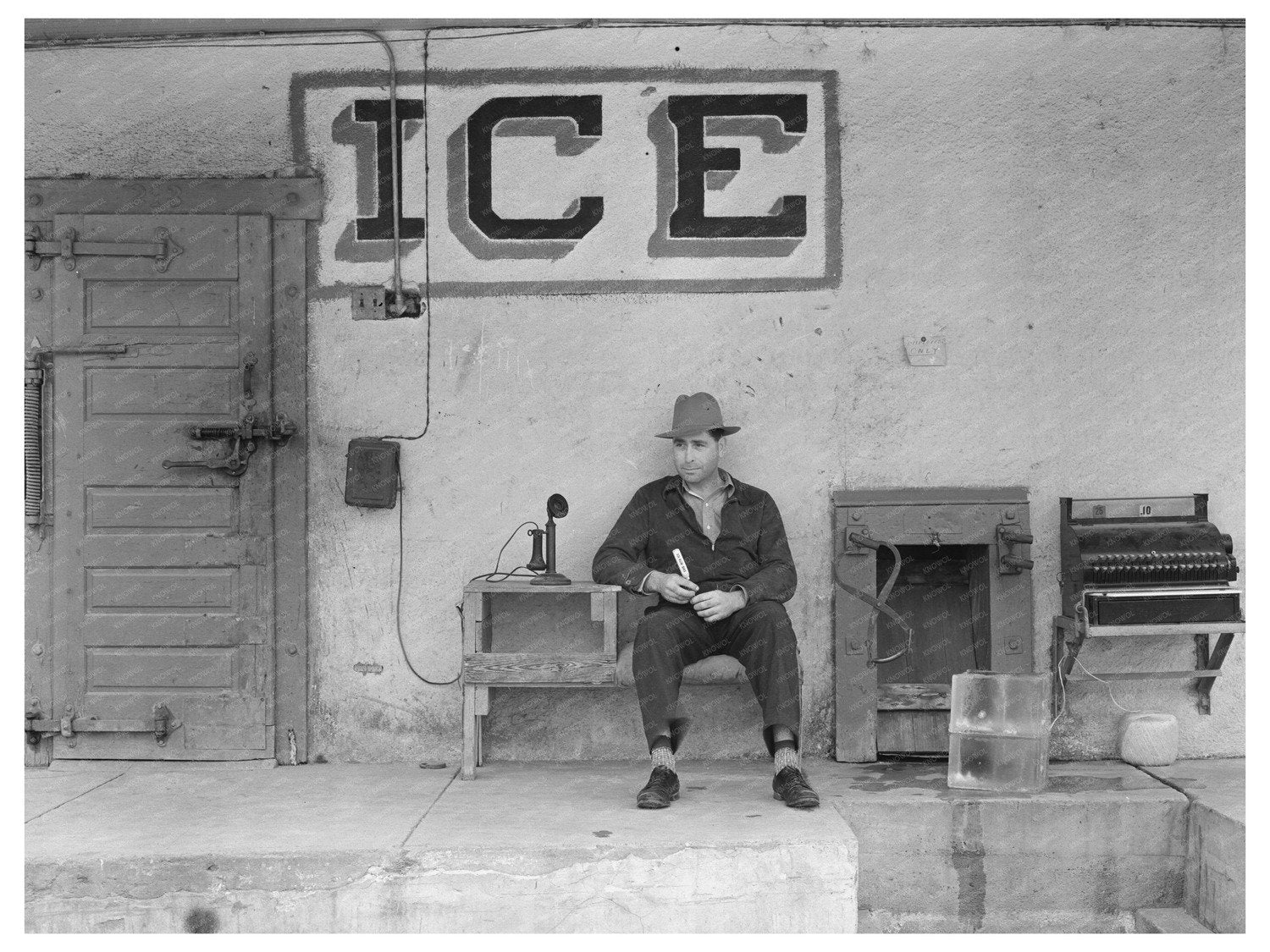 Ice Vendor in Harlingen Texas February 1939 Vintage Photo