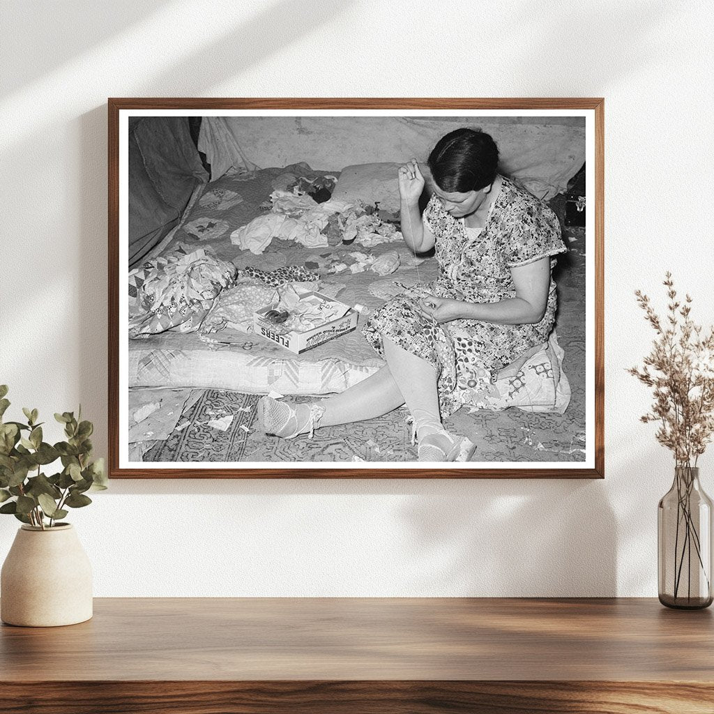 Migrant Mother Piecing Quilt in Harlingen Texas 1939