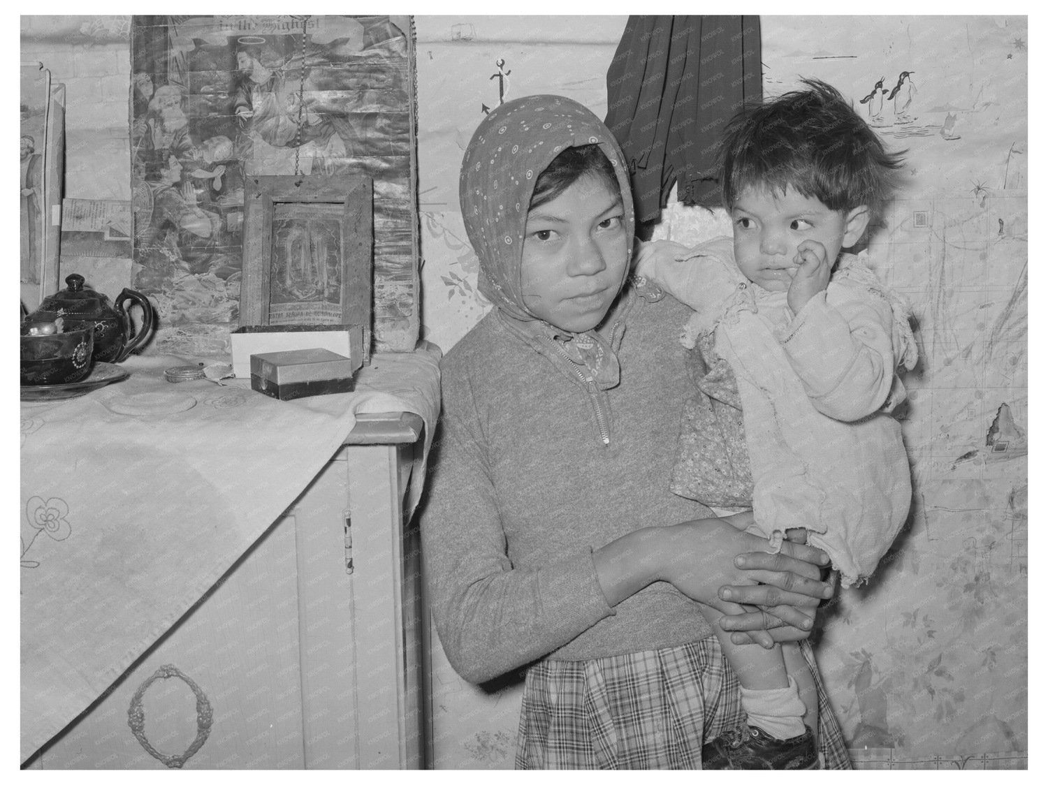 Mexican Children at Home in San Antonio 1939