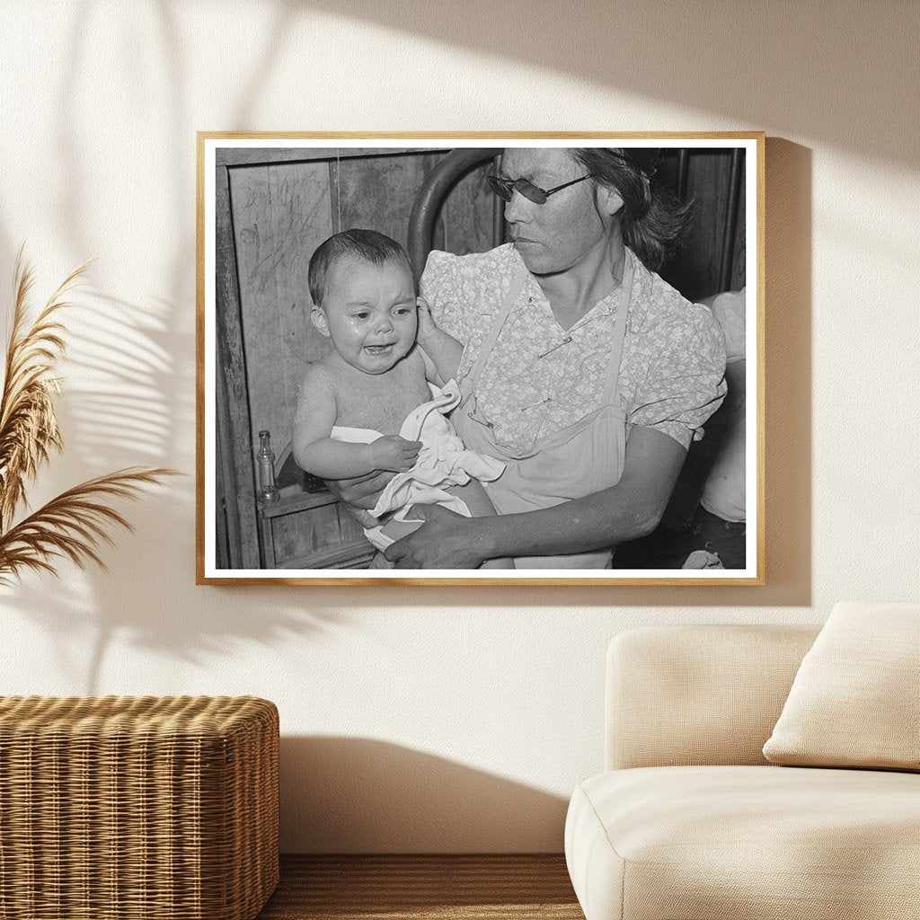 Mexican Mother and Child with Impetigo Crystal City 1939