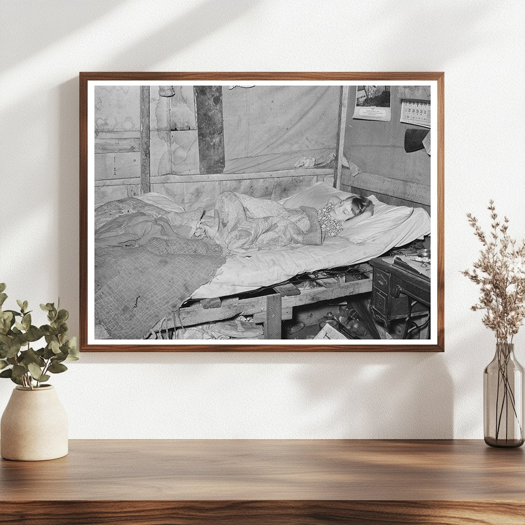 Migrant Child with Influenza Jefferson Texas March 1939