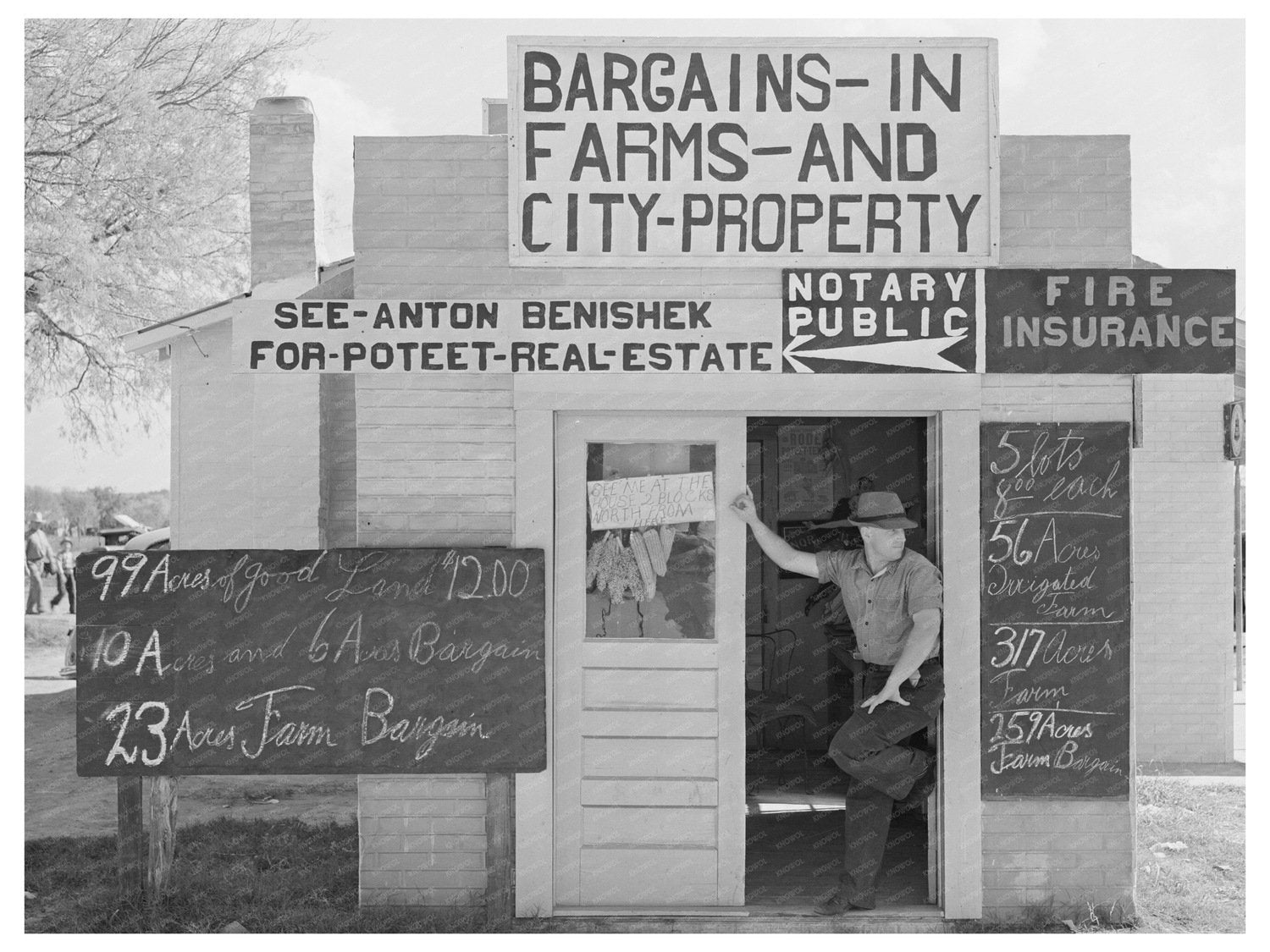 Poteet Texas Real Estate Office March 1939
