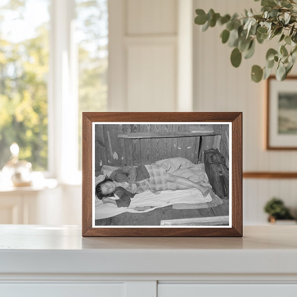 Daughter of Berry Picker Resting Ponchatoula Louisiana 1939