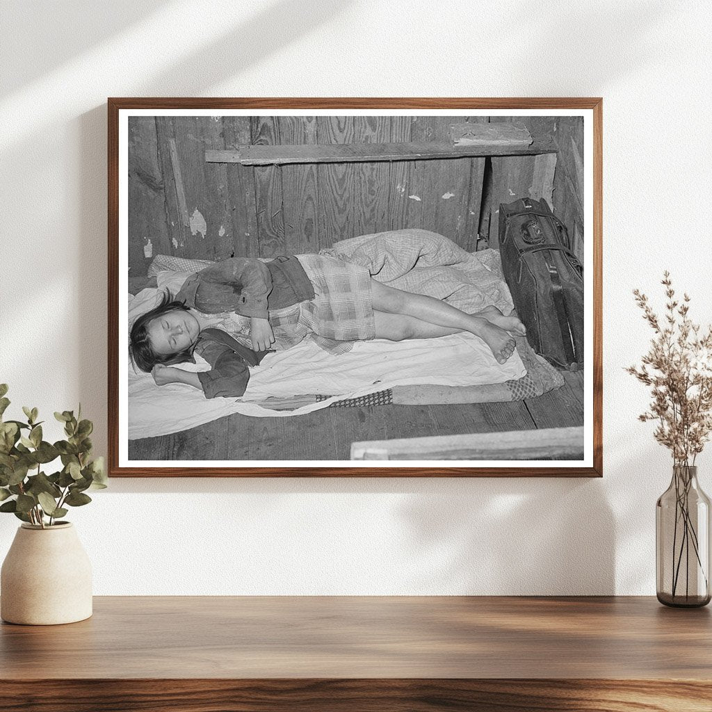 Daughter of Berry Picker Resting Ponchatoula Louisiana 1939