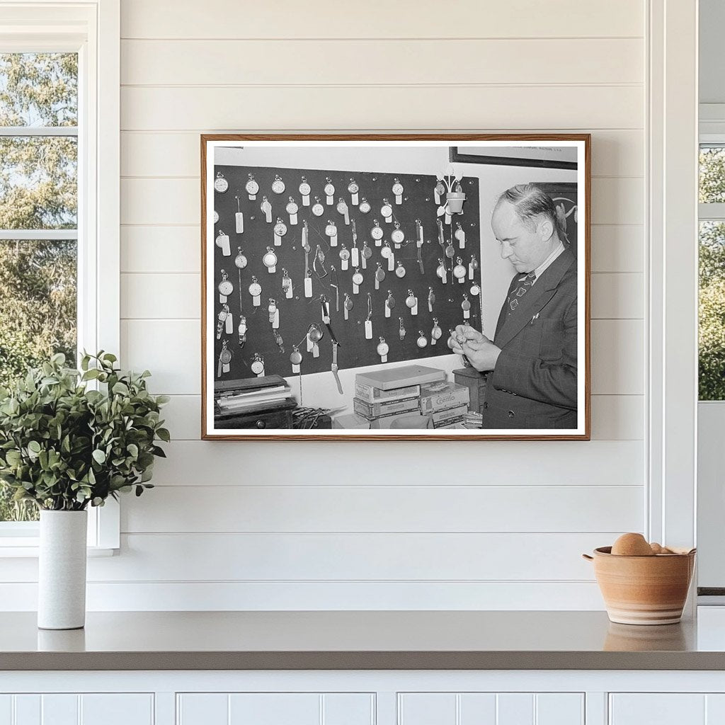 Jeweler and Watch Repairman in San Augustine Texas 1939