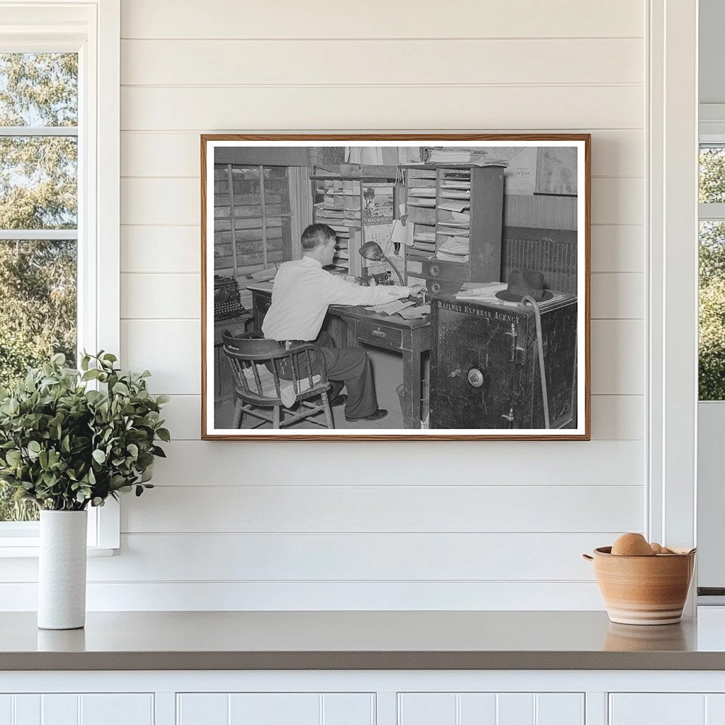 San Augustine Texas Railway Express Office April 1939