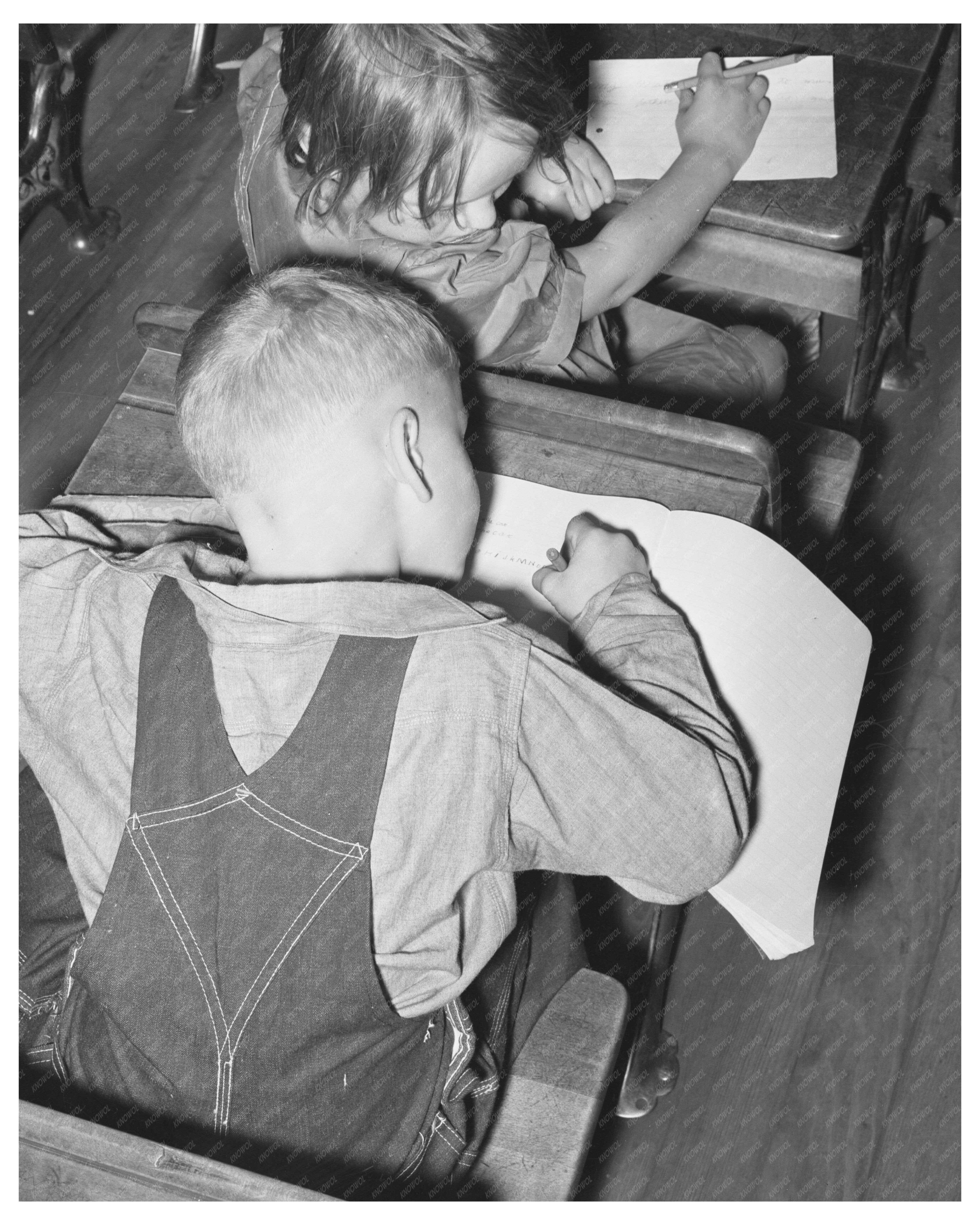 Schoolchildren in San Augustine Texas April 1939