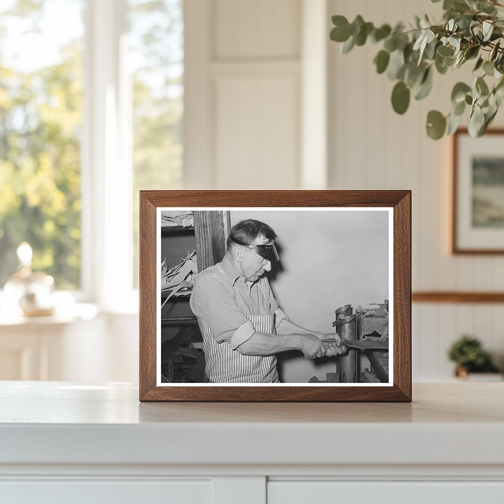 Boot Shop Interior Skiving Sole Leather Alpine Texas 1939