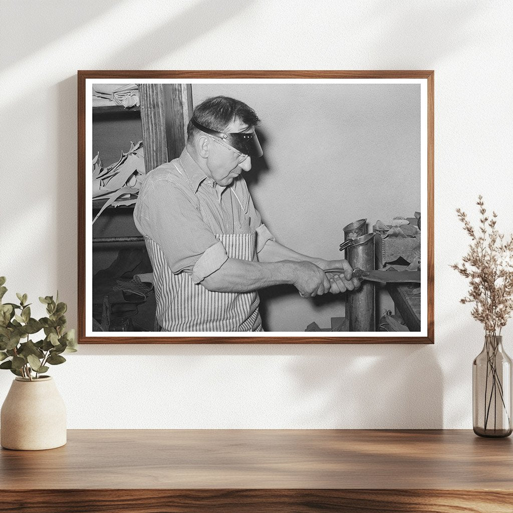 Boot Shop Interior Skiving Sole Leather Alpine Texas 1939