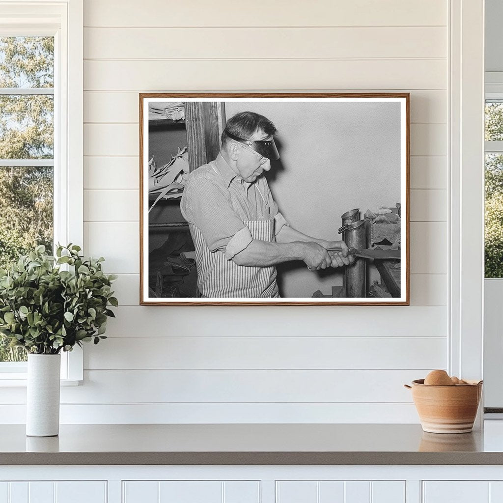 Boot Shop Interior Skiving Sole Leather Alpine Texas 1939