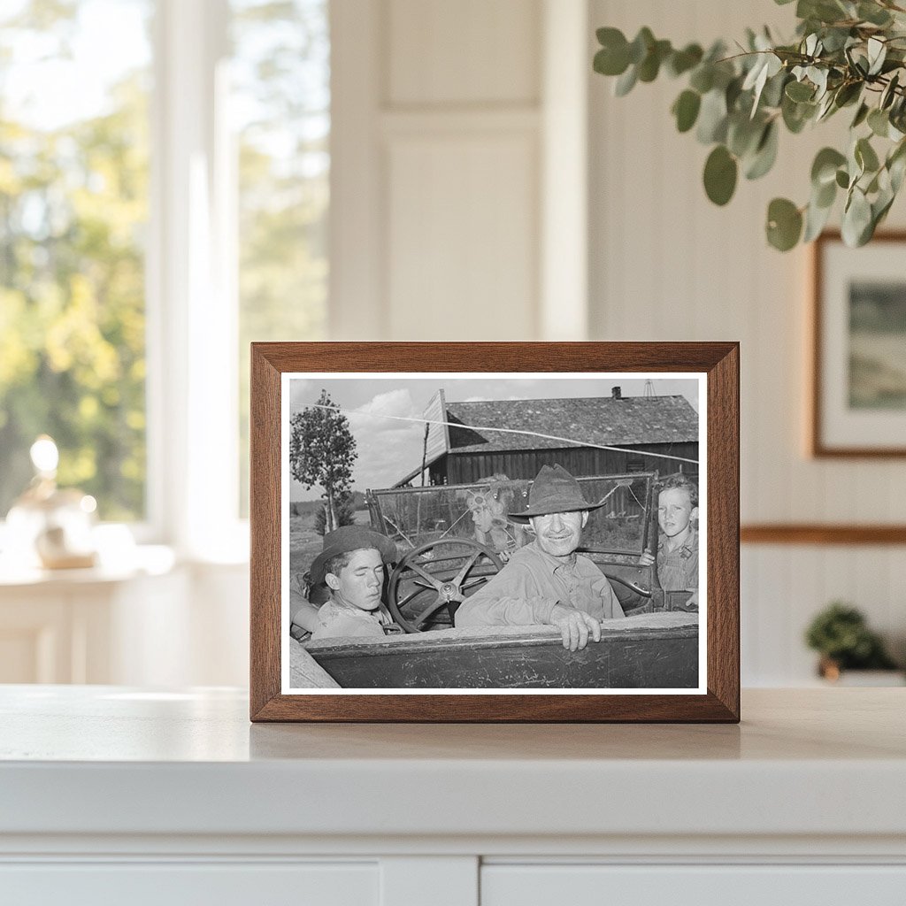 Agricultural Laborers in Oklahoma River Bottoms 1939