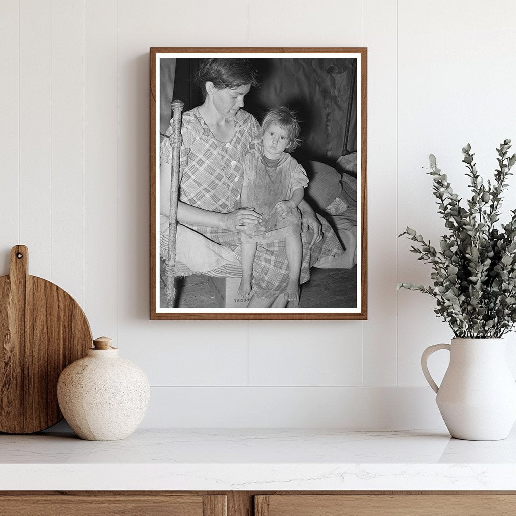 Mother and Daughter on Tenant Farm McIntosh County 1939