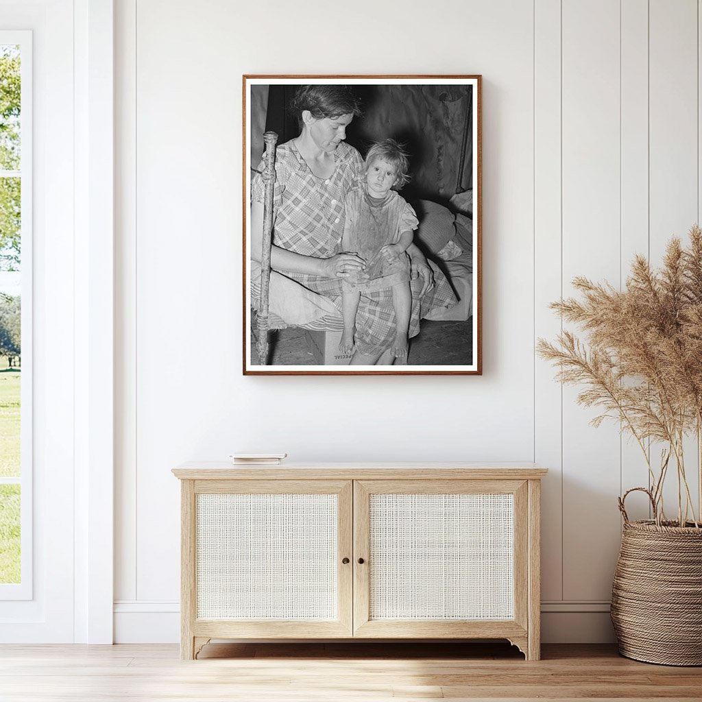 Mother and Daughter on Tenant Farm McIntosh County 1939