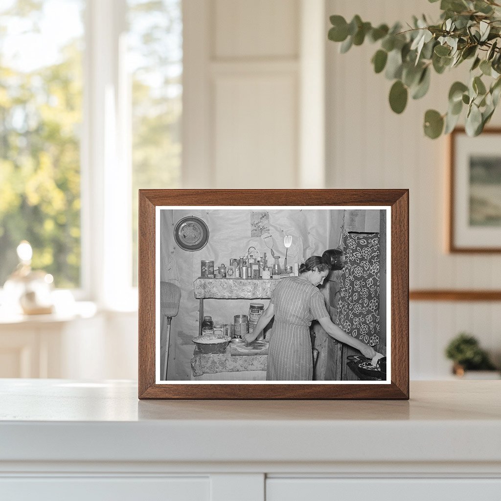 WPA Roadwork Woman Prepares Blackberry Pie June 1939
