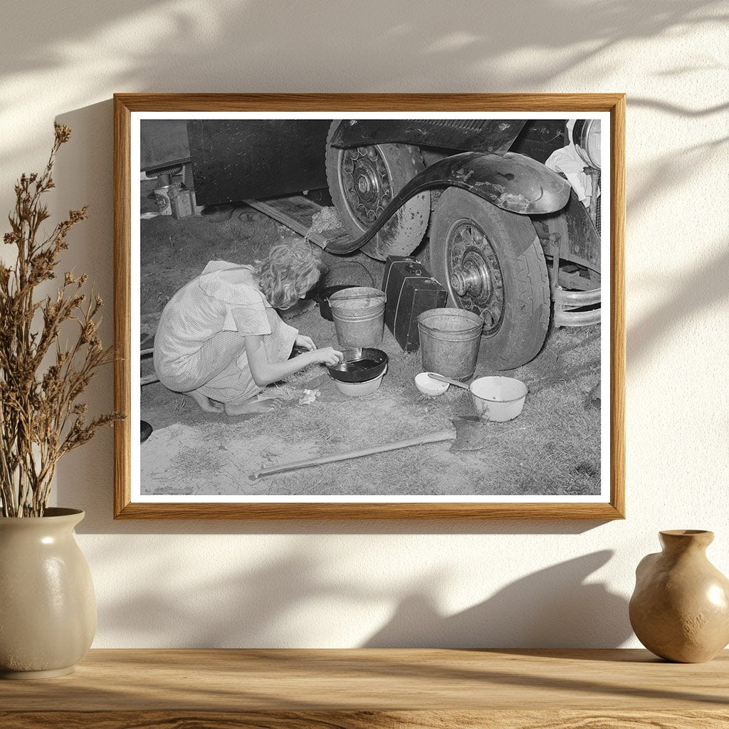 Migrant Girl Packing Pots in Muskogee Oklahoma 1939