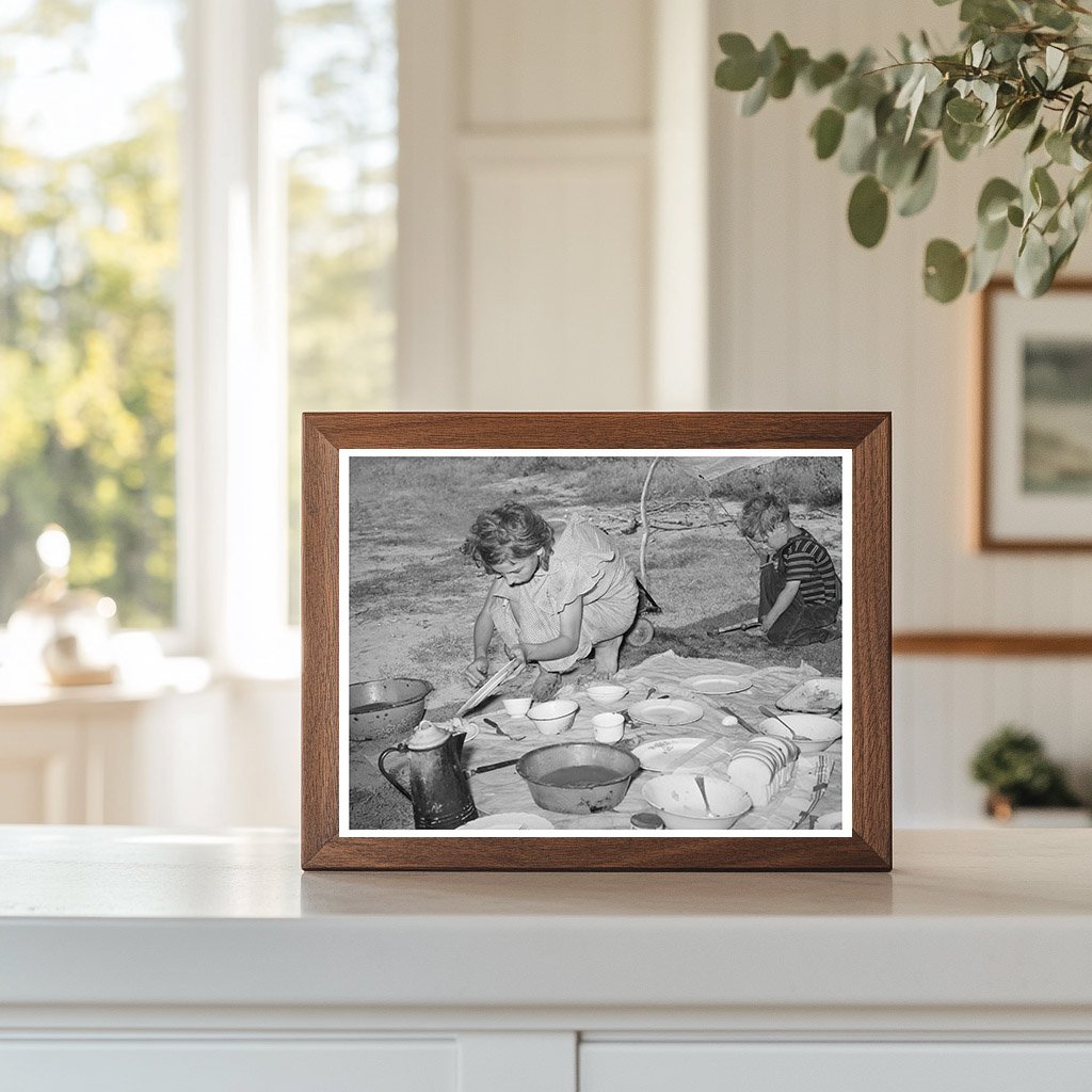 Migrant Girl Scraping Plates Muskogee Oklahoma June 1939
