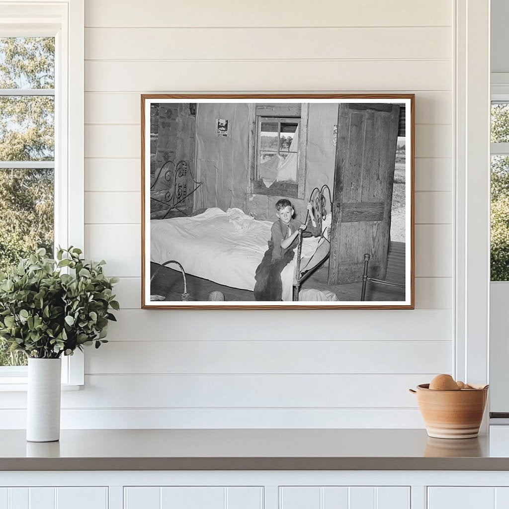 1939 Interior of Agricultural Laborer Home in Oklahoma