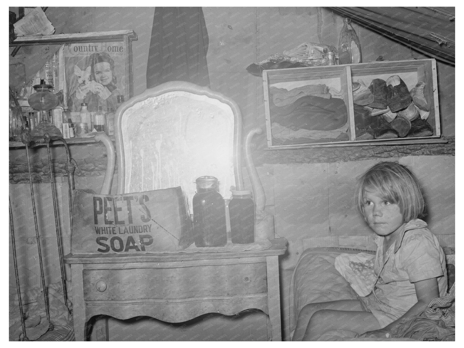 Daughter of Migrant Laborers in Tent Oklahoma 1939