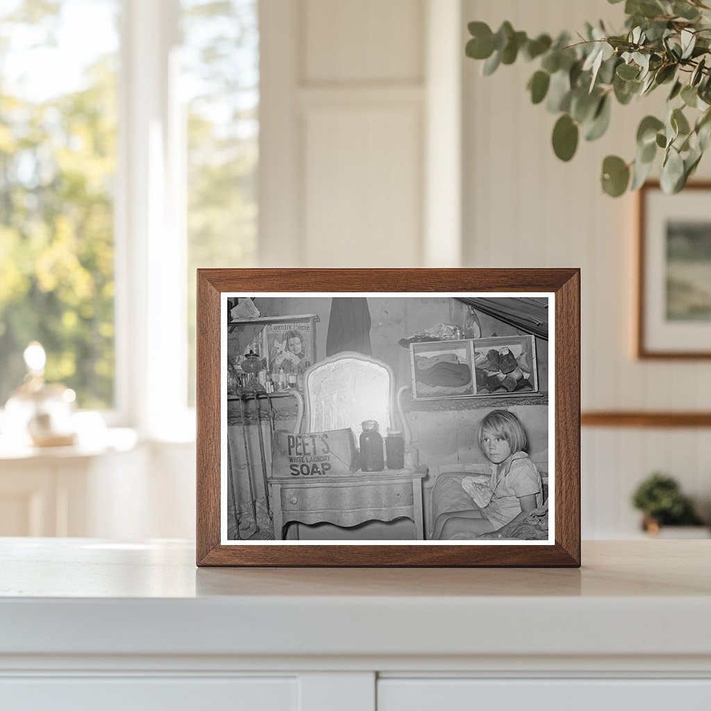 Daughter of Migrant Laborers in Tent Oklahoma 1939