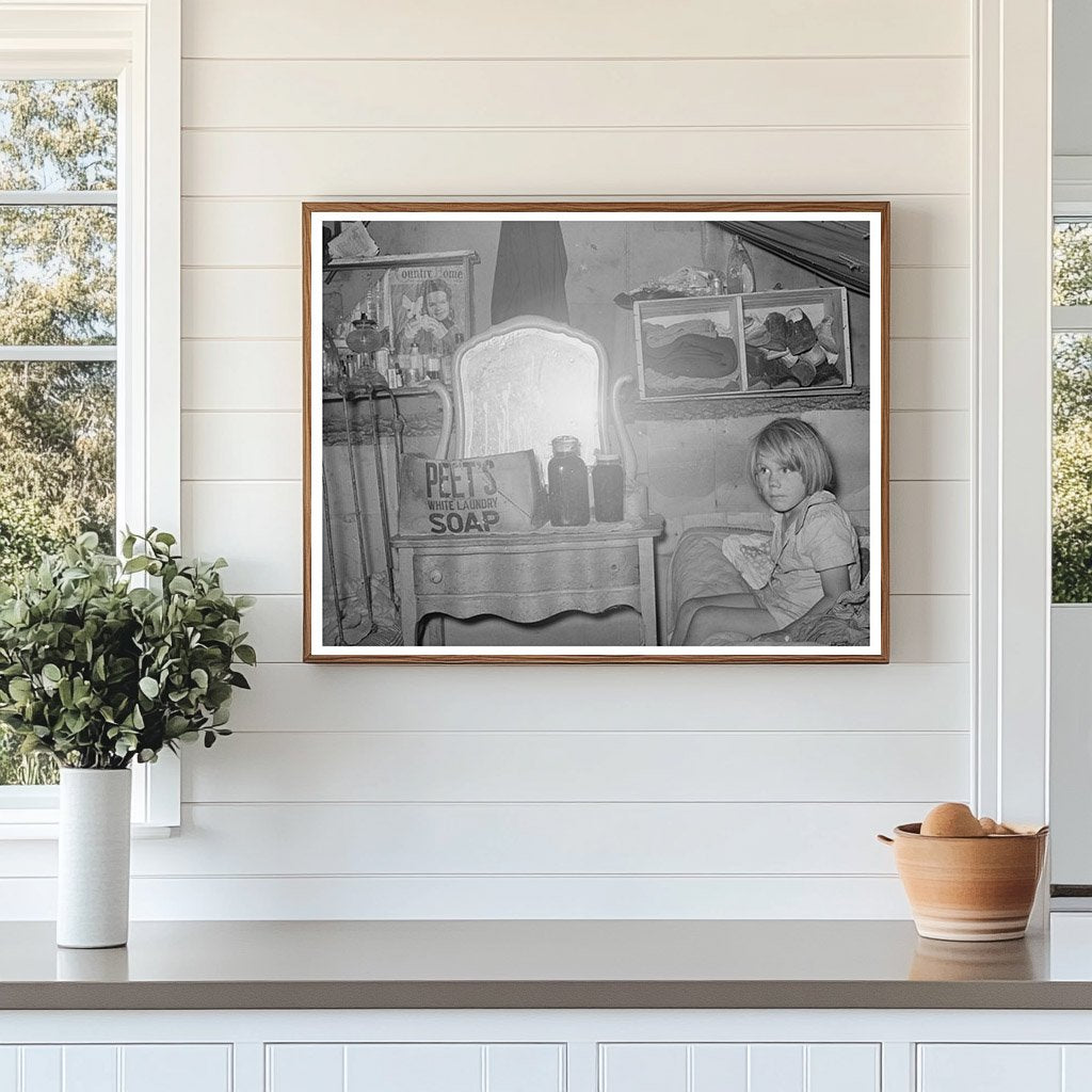 Daughter of Migrant Laborers in Tent Oklahoma 1939