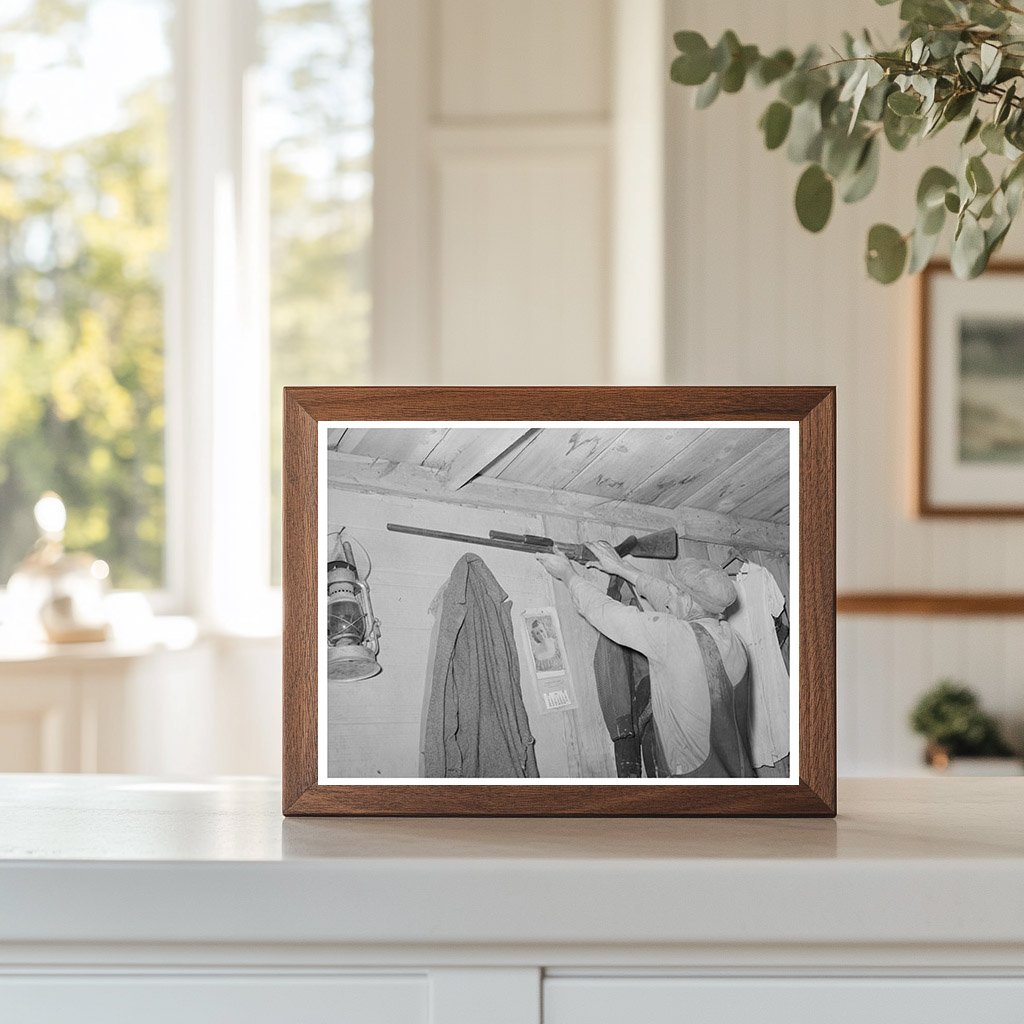 Elmer Thomas Family Moving Rifle Muskogee Oklahoma 1939