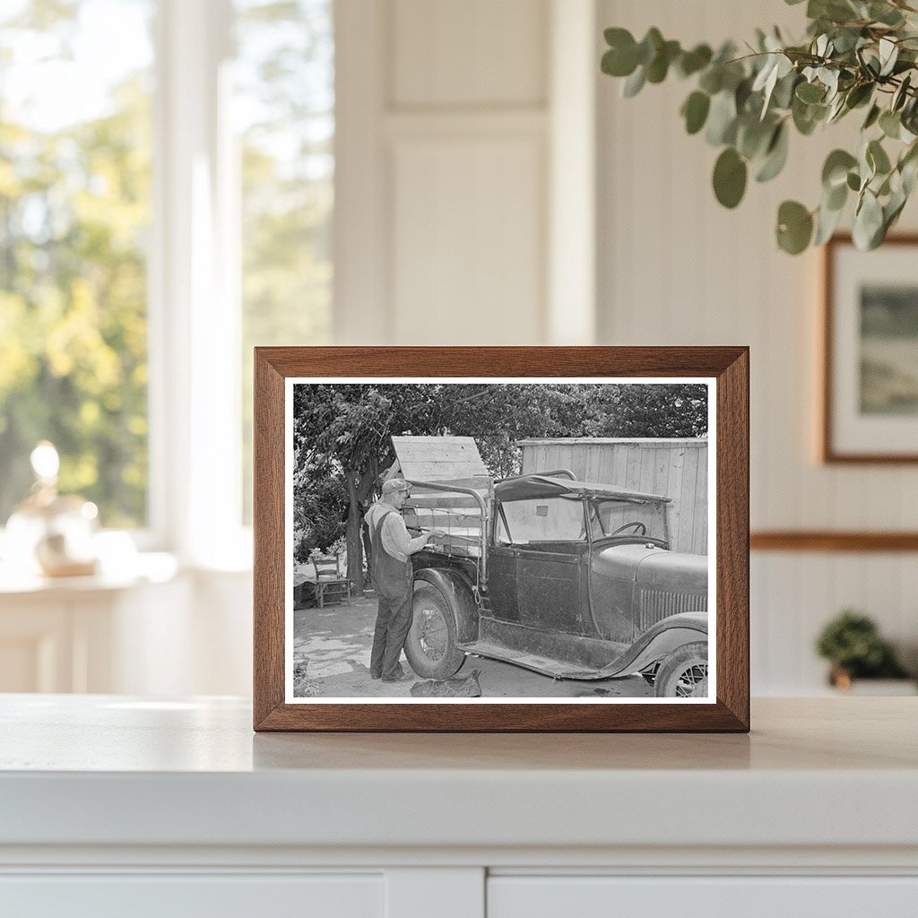 Elmer Thomas Family Packing for California Journey 1939