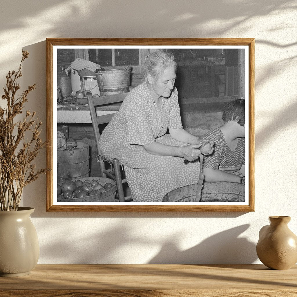Wife of Tenant Farmer Peeling Tomatoes Muskogee 1939
